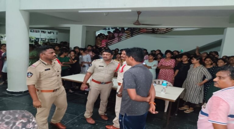 andhra pradesh hidden camera found in girls washroom