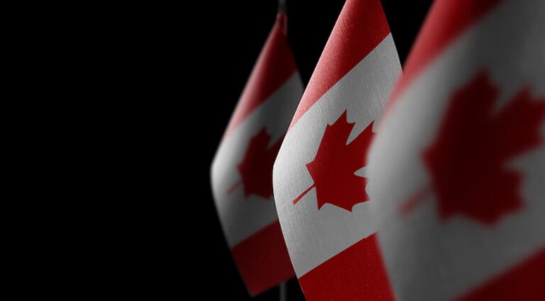 "Canada Welcomes Migrants: Apply for PR Programs Today"