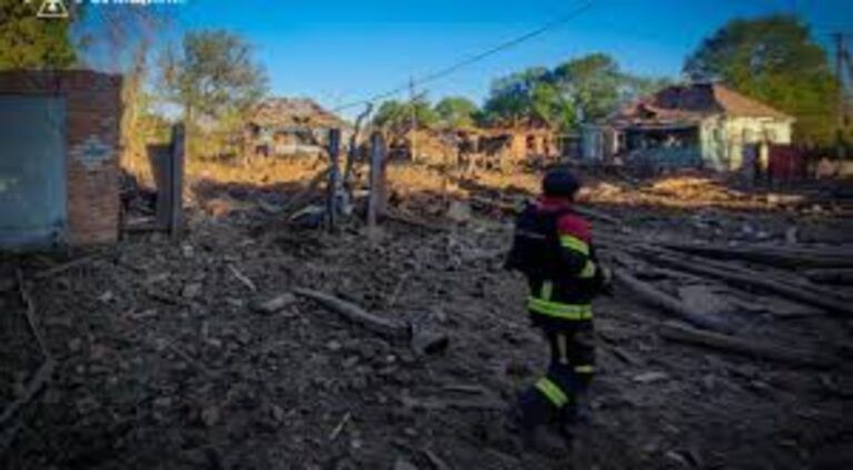 Ukraine Condemns Russia’s Ceasefire as a “Farce” Amid Escalating Violations and Continued Strikes